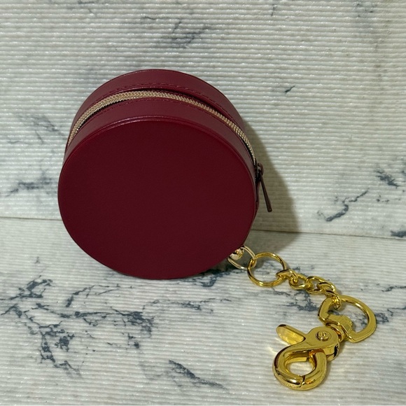 Tom Ford Beauty Round Pouch / Bag Charm - Picture 5 of 9
